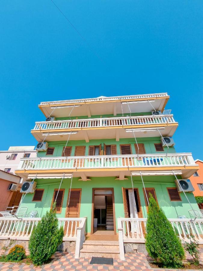Apartment Celaj Velipoje Bagian luar foto