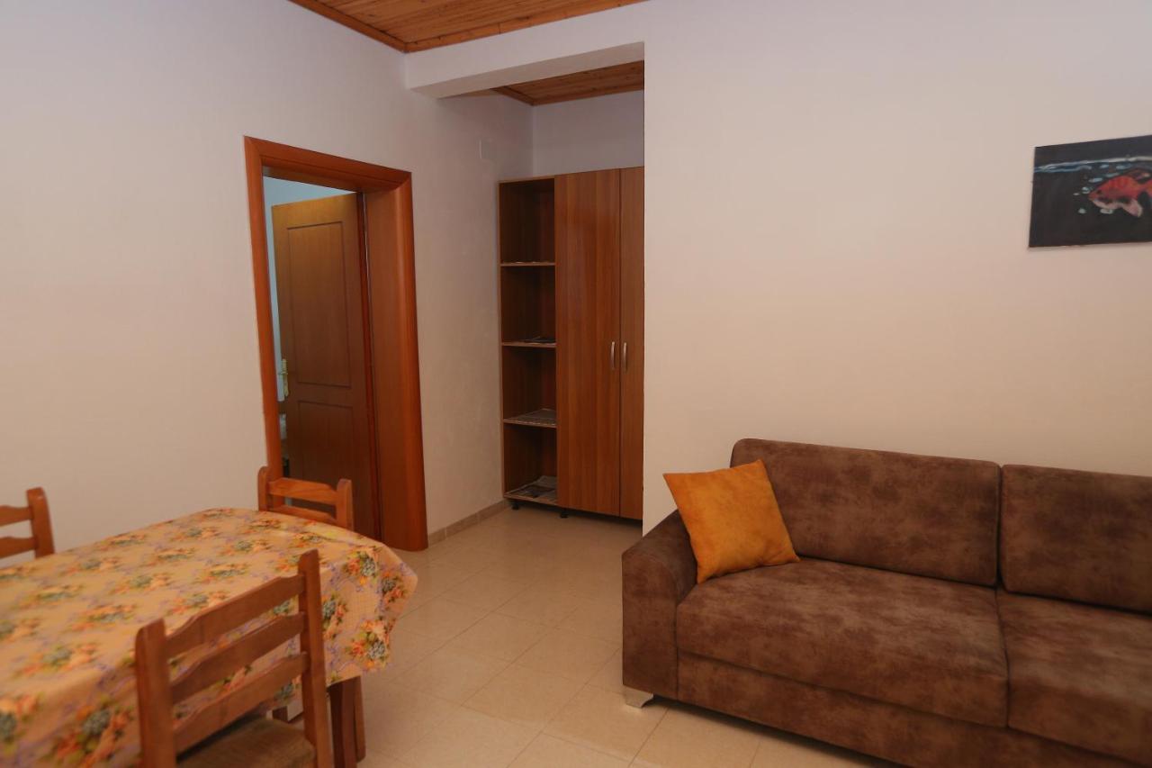 Apartment Celaj Velipoje Bagian luar foto